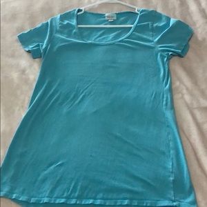 LuLaRoe t-shirt